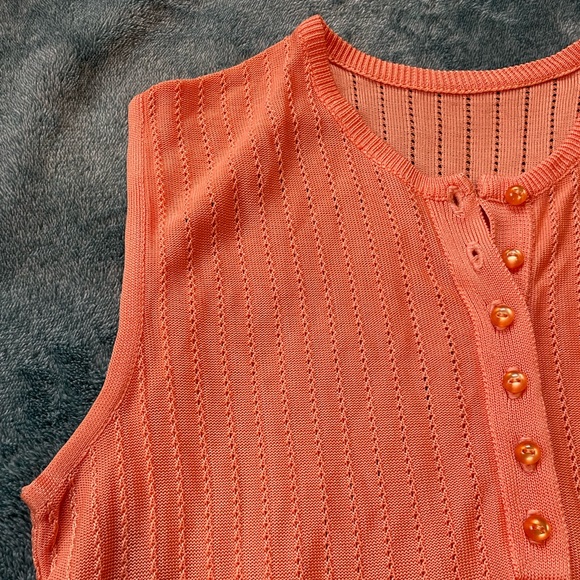 60s 70s Vintage Sleeveless Knit Button Down - Picture 6 of 7
